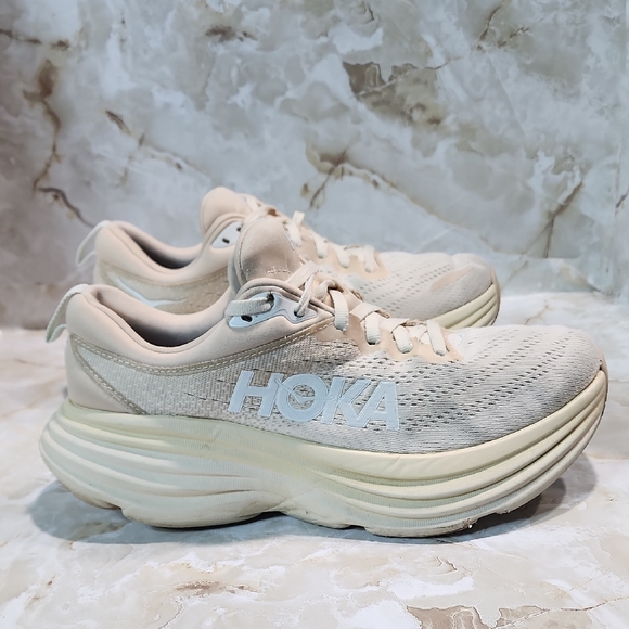 Hoka Shoes - Hoka One One Bondi 8 Shoes Sneakers Size 8B Oat Milk Barley